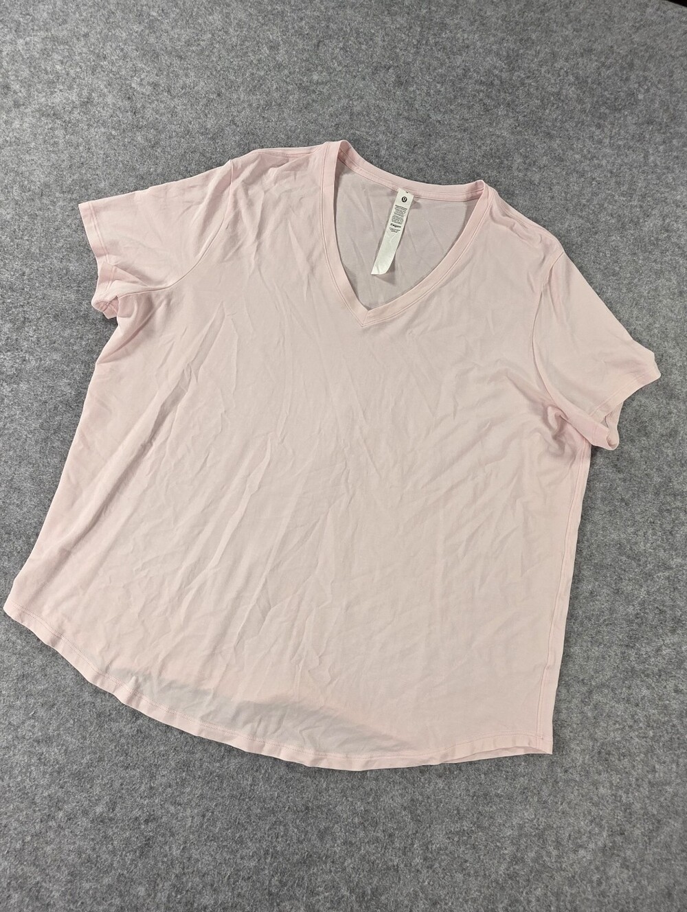 lululemon Light Pink V-Neck Short Sleeve Tee Pima Cotton Sz 18